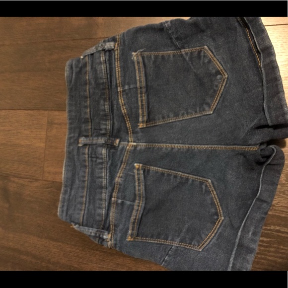 Blue Notes high waisted jean shorts - Picture 3 of 3